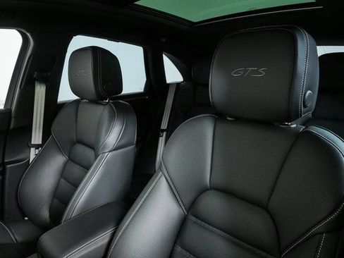New 2026 Porsche Macan GTS AWD/4WD image 5