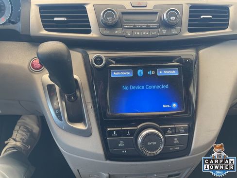 Used 2016 Honda Odyssey SE image 15