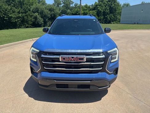 Used 2025 GMC Terrain Elevation w/ Elevation Premium Package AWD/4WD image 7