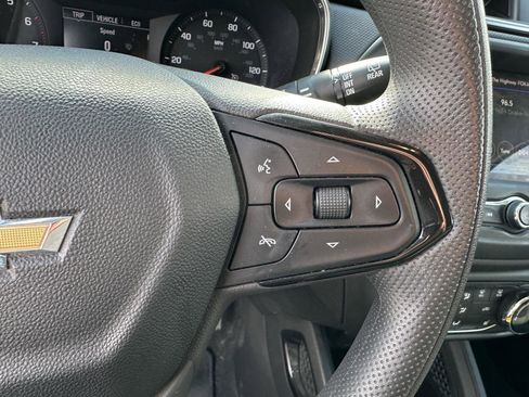Used 2022 Chevrolet TrailBlazer LT AWD/4WD image 24