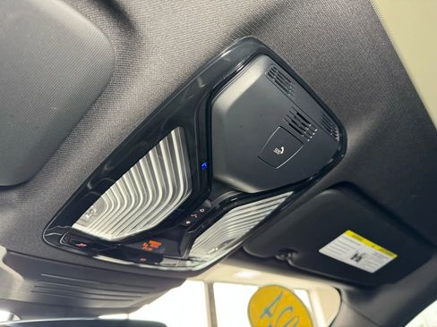 Used 2024 BMW X6 M60i w/ M Sport Professional Package image 34