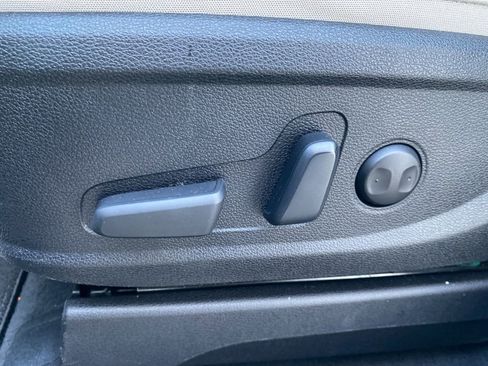 Used 2021 Kia Telluride S image 24