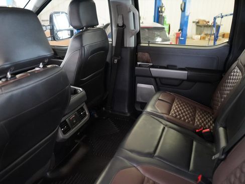 Used 2024 Ford F250 Lariat w/ Lariat Ultimate Package AWD/4WD image 33