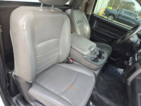 Used 2014 RAM 2500 Tradesman image 11