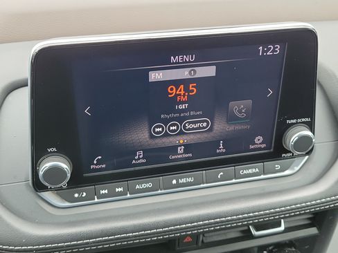 Certified 2023 Nissan Rogue S FWD image 27
