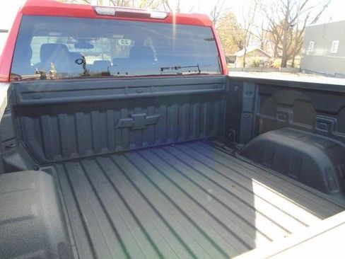 Used 2022 Chevrolet Silverado 1500 Custom AWD/4WD image 23