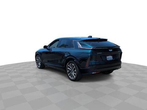 Used 2024 Cadillac Lyriq Sport w/ LPO, Floor Liner Package AWD/4WD image 7