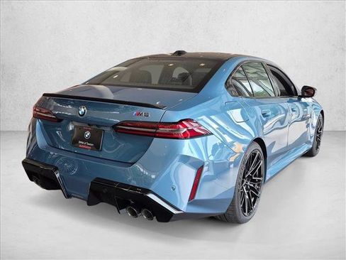 New 2027 BMW M5 AWD/4WD image 2