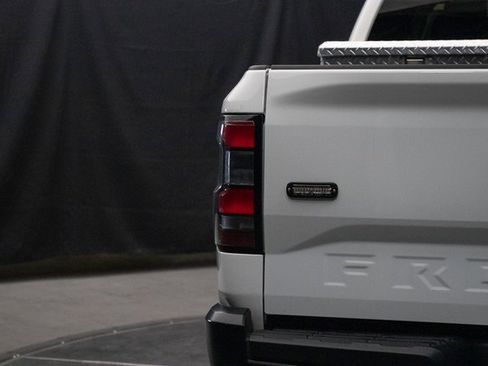 Used 2024 Nissan Frontier S w/ Technology Package image 12