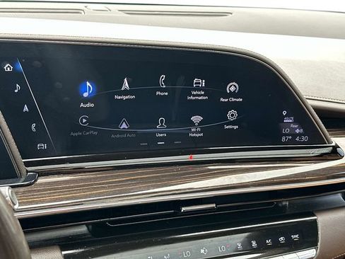 Used 2022 Cadillac Escalade ESV Sport w/ Touring Package AWD/4WD image 31