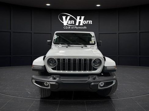 New 2025 Jeep Wrangler Sahara w/ Technology Group image 11