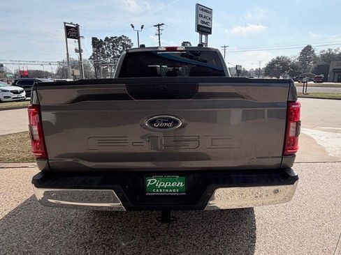 Used 2021 Ford F150 XLT image 7