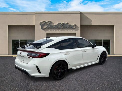 Used 2025 Honda Civic Type R image 4