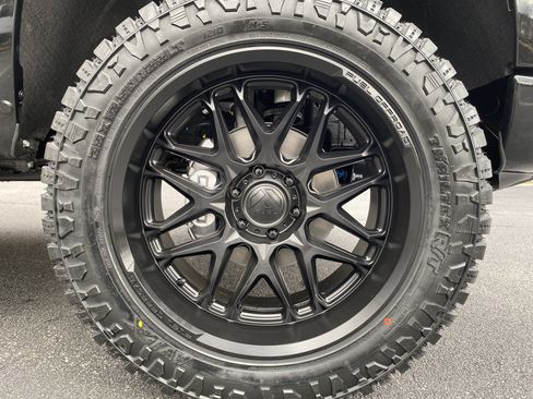 New 2026 Chevrolet Silverado 1500 Custom Trail Boss w/ LPO, Dark Essentials Package image 40