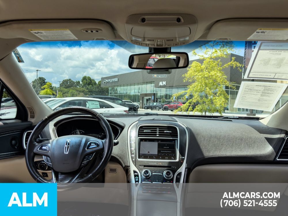 Used 2017 Lincoln MKX Reserve w/ Driver Assistance Package AWD/4WD image 21