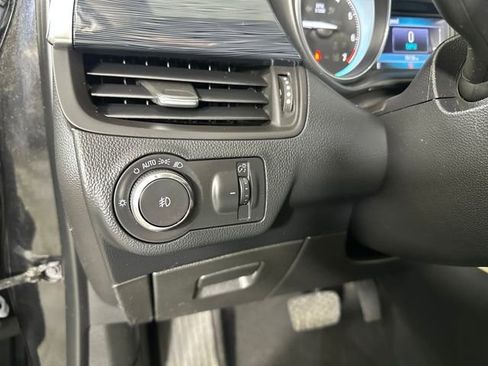 Used 2018 Buick Envision Preferred image 19