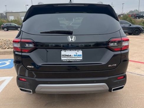 New 2025 Honda Pilot Elite image 4