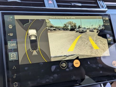 Used 2024 Land Rover Range Rover Velar Dynamic SE image 6