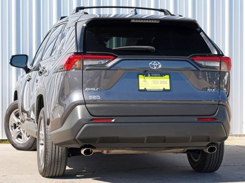 Used 2023 Toyota RAV4 XLE w/ Convenience Package image 5