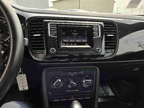 Used 2019 Volkswagen Beetle 2.0T Final Edition SEL image 14