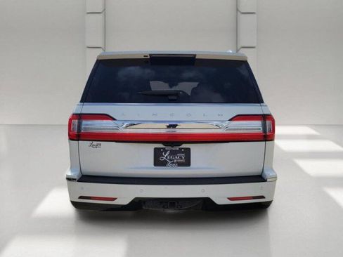 Used 2020 Lincoln Navigator L Reserve w/ Luxury Package AWD/4WD image 5