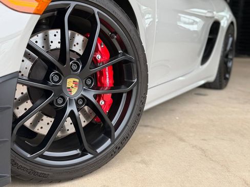 Certified 2022 Porsche 718 Boxster Spyder RWD image 6