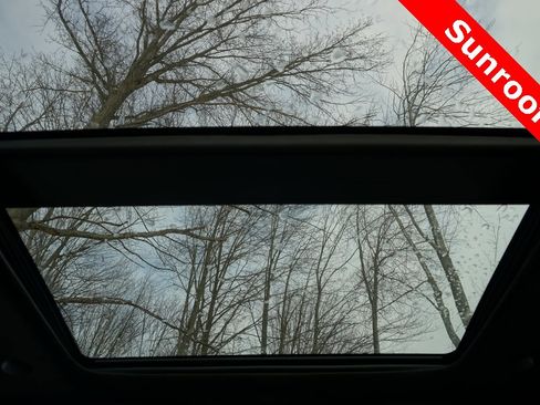 Used 2015 Jeep Grand Cherokee SRT w/ Trailer Tow Group IV image 33