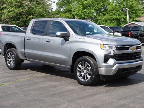 Used 2023 Chevrolet Silverado 1500 LT AWD/4WD image 4