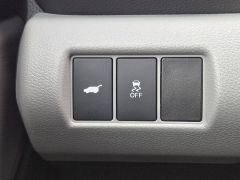Used 2025 Honda Pilot Touring image 19