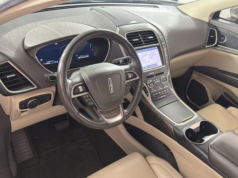 Used 2020 Lincoln Nautilus Reserve w/ Equipment Group 201A FWD image 2