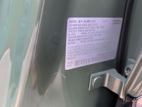 New 2025 Audi Q5 Premium Plus image 40