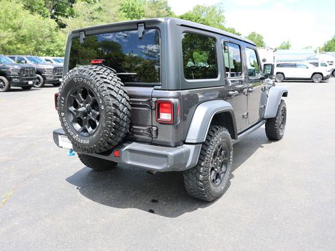 Used 2023 Jeep Wrangler Unlimited w/ Cold Weather Group AWD/4WD image 7