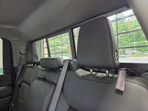 Used 2022 Chevrolet Silverado 2500 LTZ AWD/4WD image 25