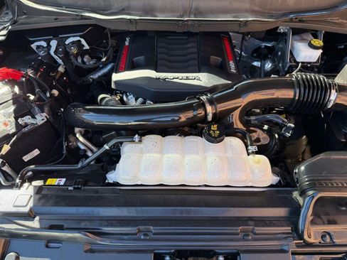 Used 2024 Ford F150 Raptor AWD/4WD image 32