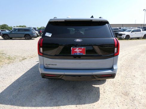 New 2027 Ford Expedition Platinum w/ Stealth Appearance Package AWD/4WD image 6