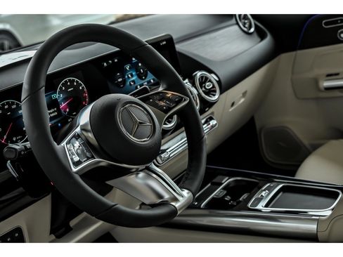 New 2026 Mercedes-Benz GLA 250 4MATIC image 10