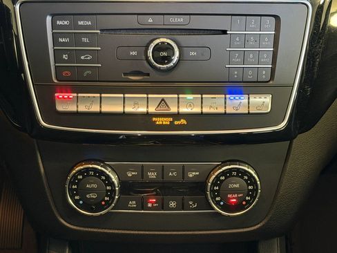 Used 2018 Mercedes-Benz GLS 550 4MATIC image 37