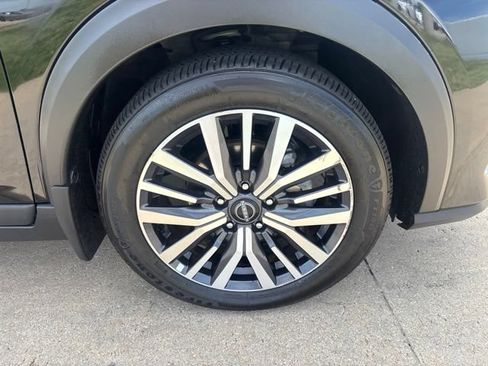 Used 2023 Nissan Kicks SR w/ SR Premium Package FWD image 15