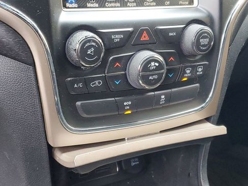 Used 2015 Jeep Grand Cherokee Altitude image 18