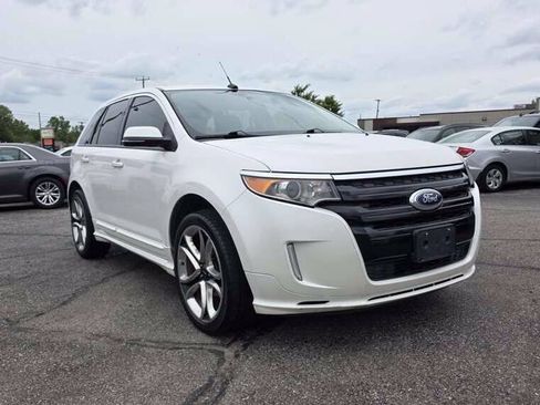 Used 2014 Ford Edge Sport w/ Driver Entry Package AWD/4WD image 8