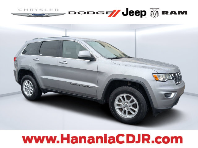 Used 2018 Jeep Grand Cherokee Laredo AWD/4WD image 1