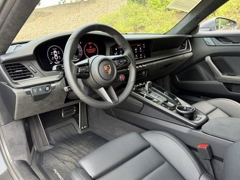 Used 2025 Porsche 911 Carrera GTS image 14