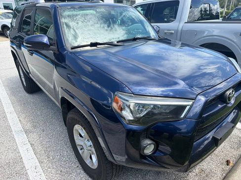 Used 2015 Toyota 4Runner SR5 Premium AWD/4WD image 2