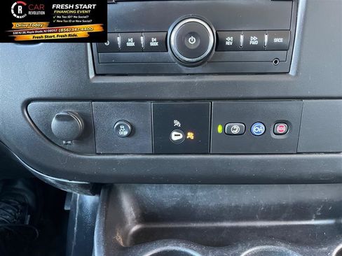 Used 2018 GMC Savana 3500 Extended image 16