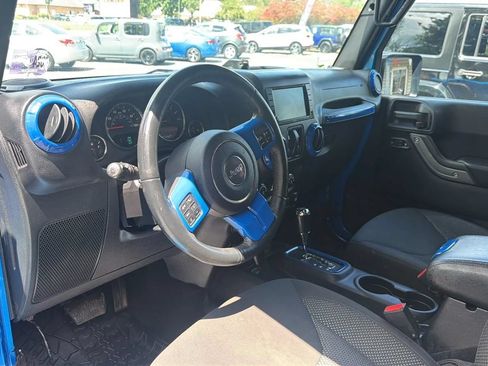 Used 2016 Jeep Wrangler Sport AWD/4WD image 12