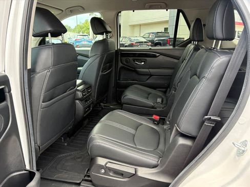 Used 2024 Honda Pilot EX-L image 8