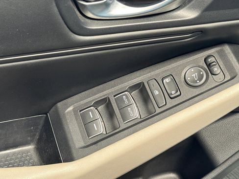 Used 2023 Honda Accord EX image 13