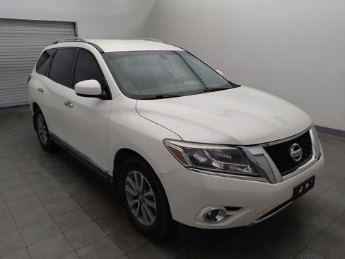 Used 2015 Nissan Pathfinder SL FWD image 13