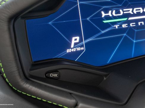 Used 2024 Lamborghini Huracan Tecnica RWD image 35
