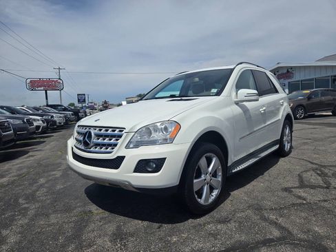 Used 2011 Mercedes-Benz ML 350 4MATIC image 2
